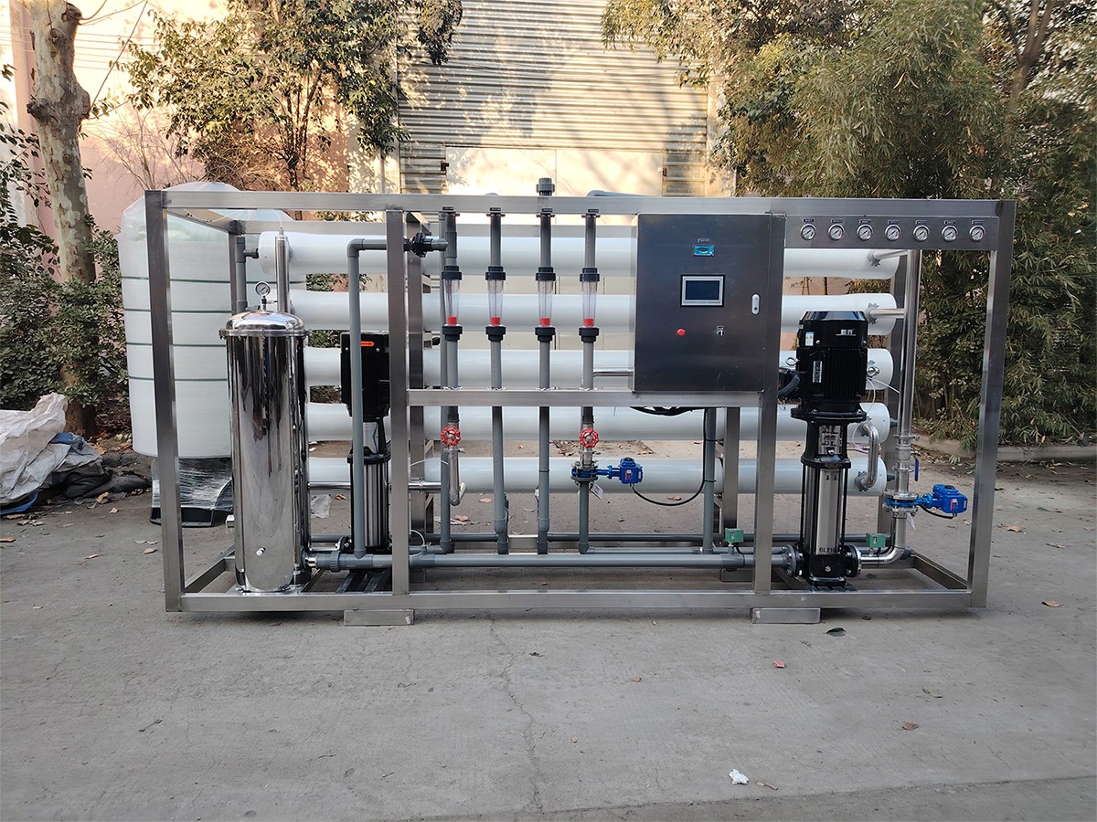 鼎湖15吨单级反渗透设备